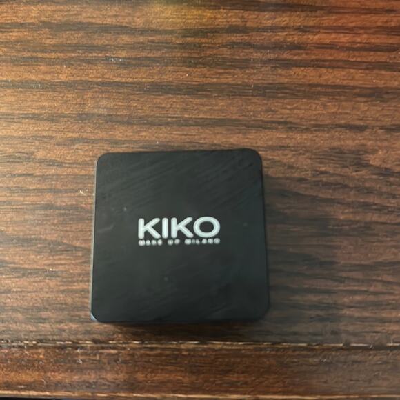 Kiko long lasting wet and dry use eyeshadow -202 - Picture 1 of 3
